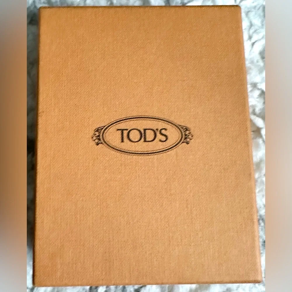 ‼️RARE‼️🎸💯AUTH. TOD’S🎸🔥NWT🔥Small Blue Pebbled Leather Zip Around Wallet - Picture 2 of 15